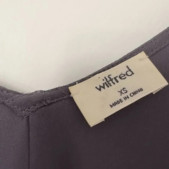 Aritzia Wilfred Beaune Pleated Sheer Chiffon Wrap Dress V-Neck Flowy Women's XS - Picture 5 of 15